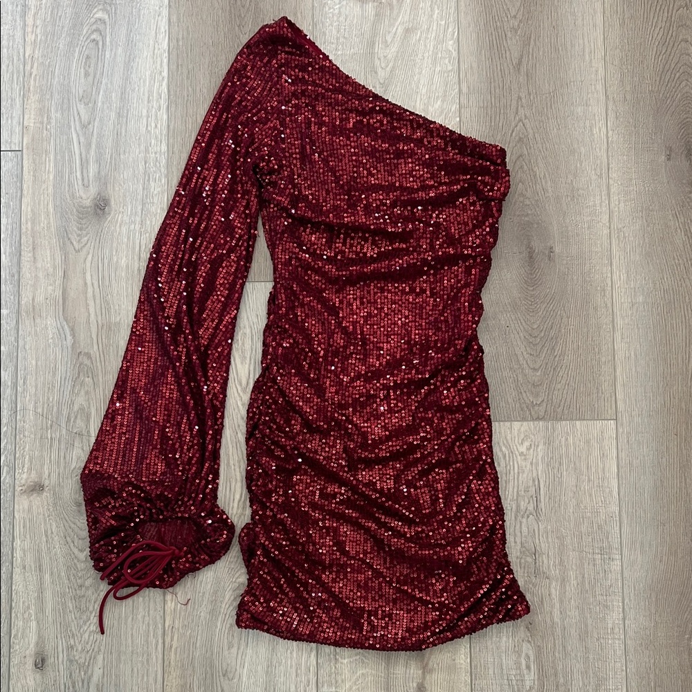 Lucy in the Sky Dark Red Elegant One-Shoulder Sequin Mini Dress Size Small - Picture 2 of 10